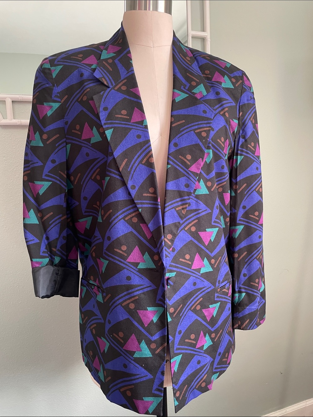 Country Suburbans Geometric Print Jacket in Black, Purple, Teal, Pink Vintage